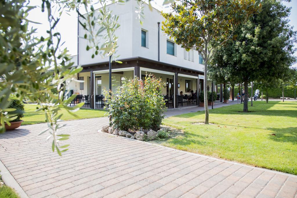 Residence Borgomare Альбенга Экстерьер фото