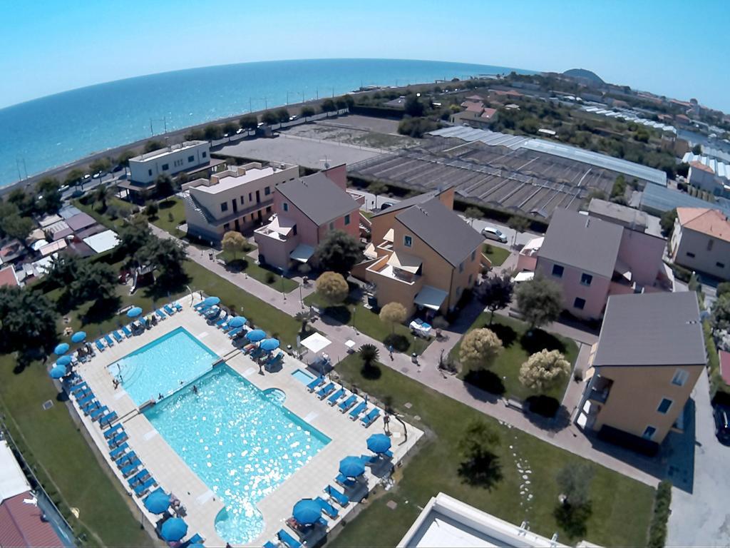 Residence Borgomare Альбенга Экстерьер фото