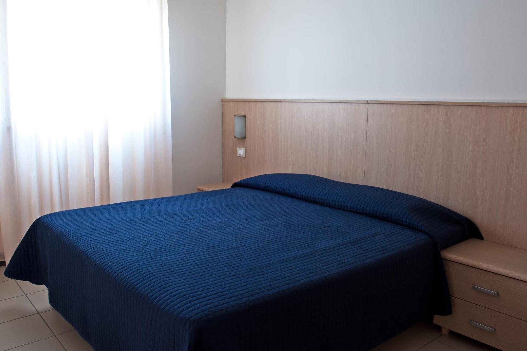 Residence Borgomare Альбенга Экстерьер фото