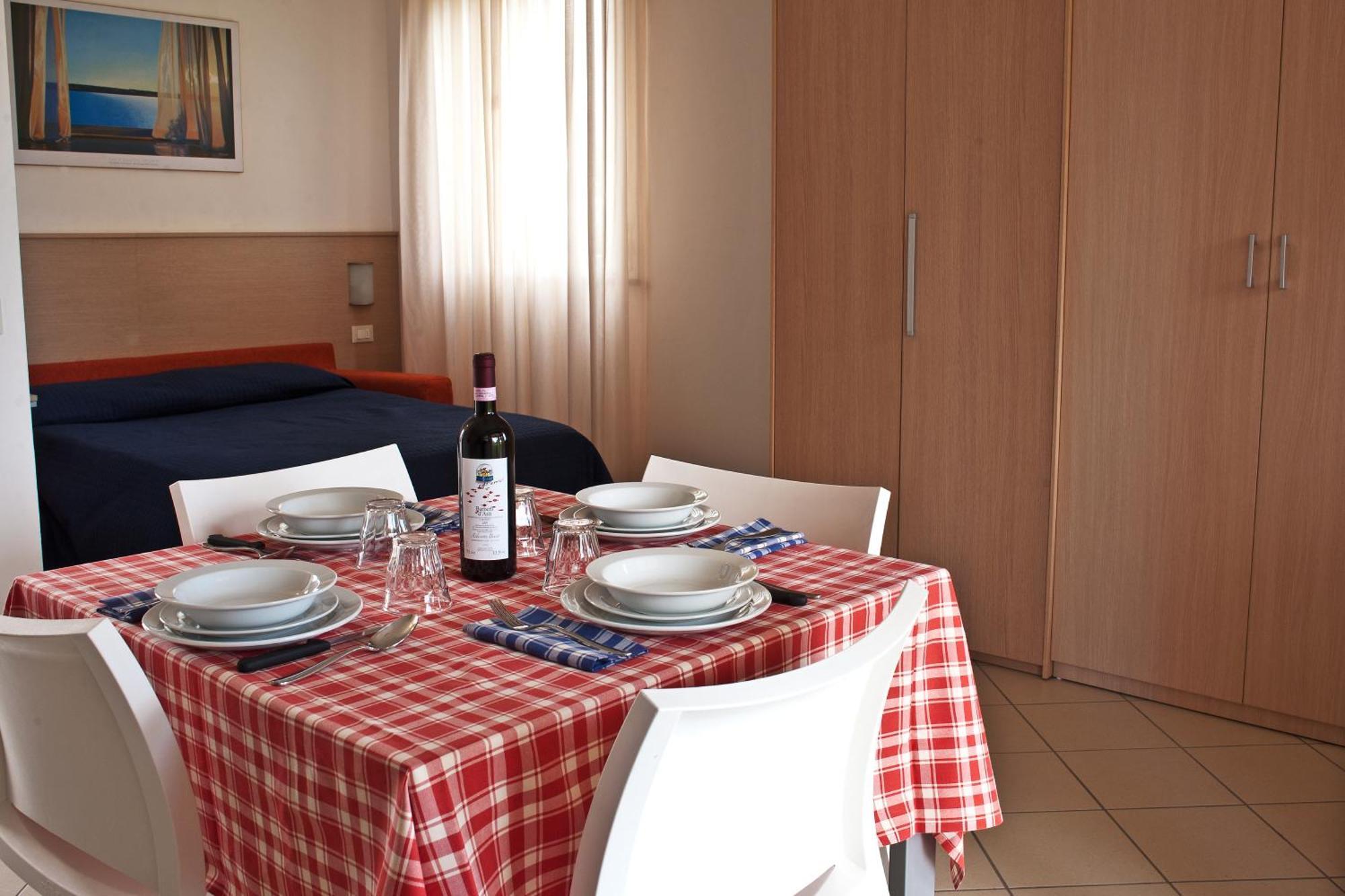 Residence Borgomare Альбенга Экстерьер фото