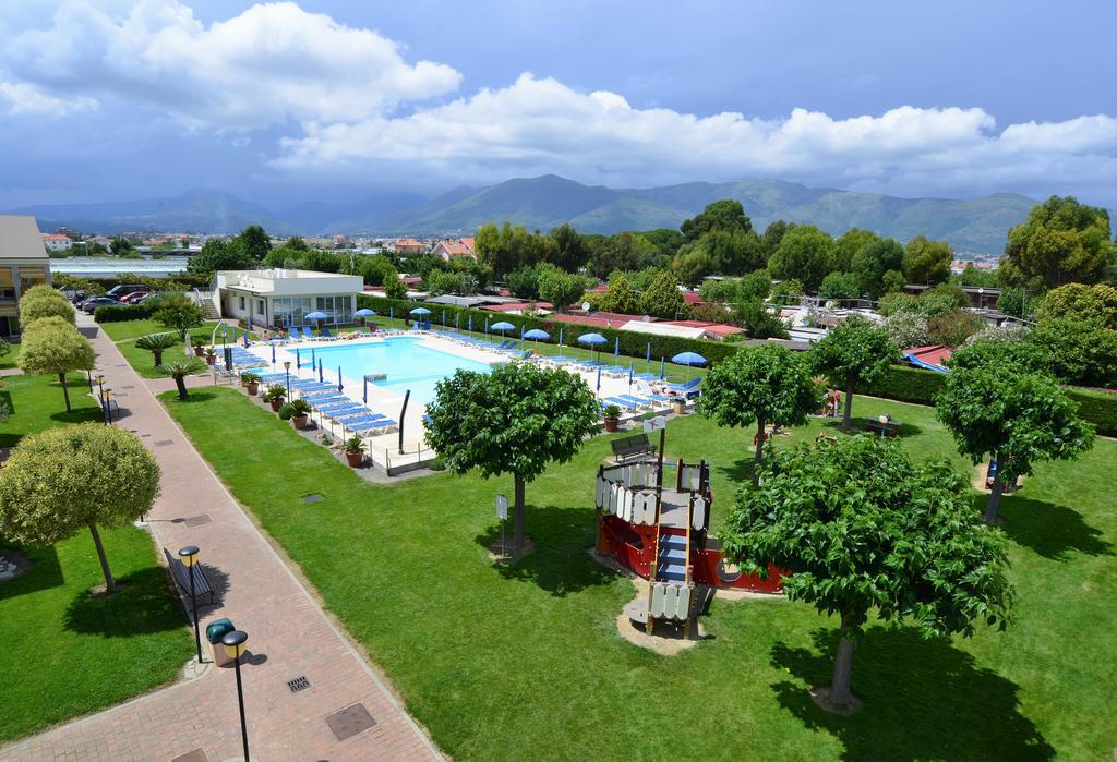 Residence Borgomare Альбенга Экстерьер фото