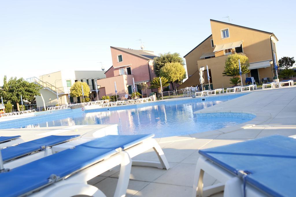 Residence Borgomare Альбенга Экстерьер фото